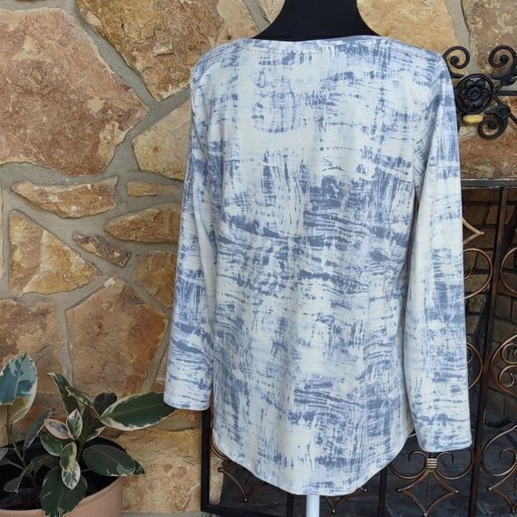 Rose + Olive Long Sleeve Tie Dye Shirt with Bunched Center Waist Size L - Picture 3 of 12